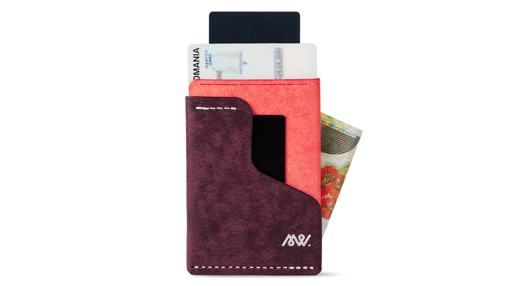 Portofel minimalist Mawani Wrap Nova din piele naturală Pueblo mov și roz, cu bancnote, buletin și carduri, vedere din față