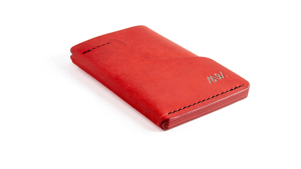 Portofel minimalist Mawani Wrap Velvet din piele naturală Pueblo roșie, vedere din perspectivă