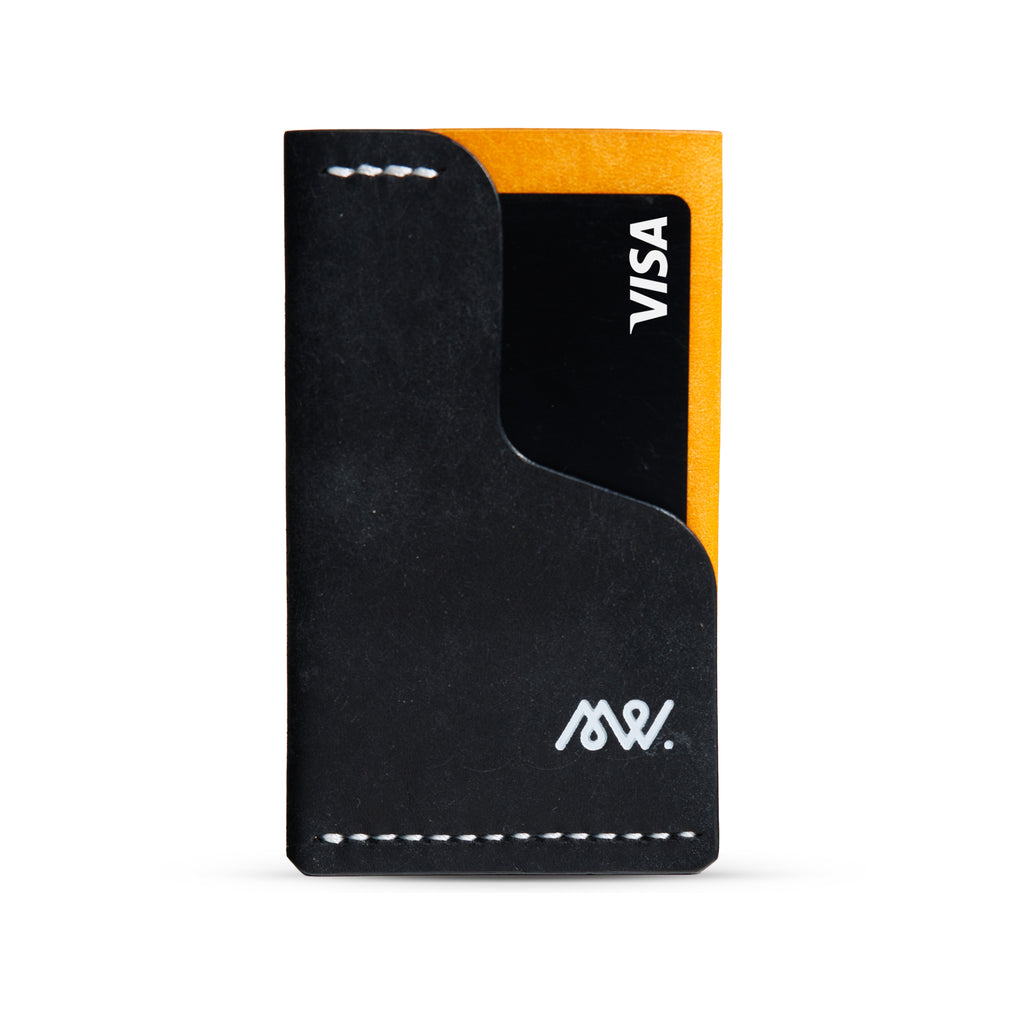 Portofel minimalist Mawani Mini Wrap Hazard din piele naturală Pueblo neagră și galbenă, cu carduri, vedere din perspectivă