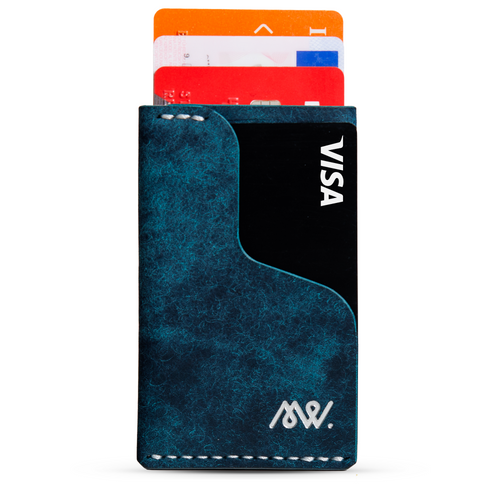 Portofel minimalist Mawani Micro Wrap Ocean din piele naturala Pueblo albastră, vedere din față, cu carduri 