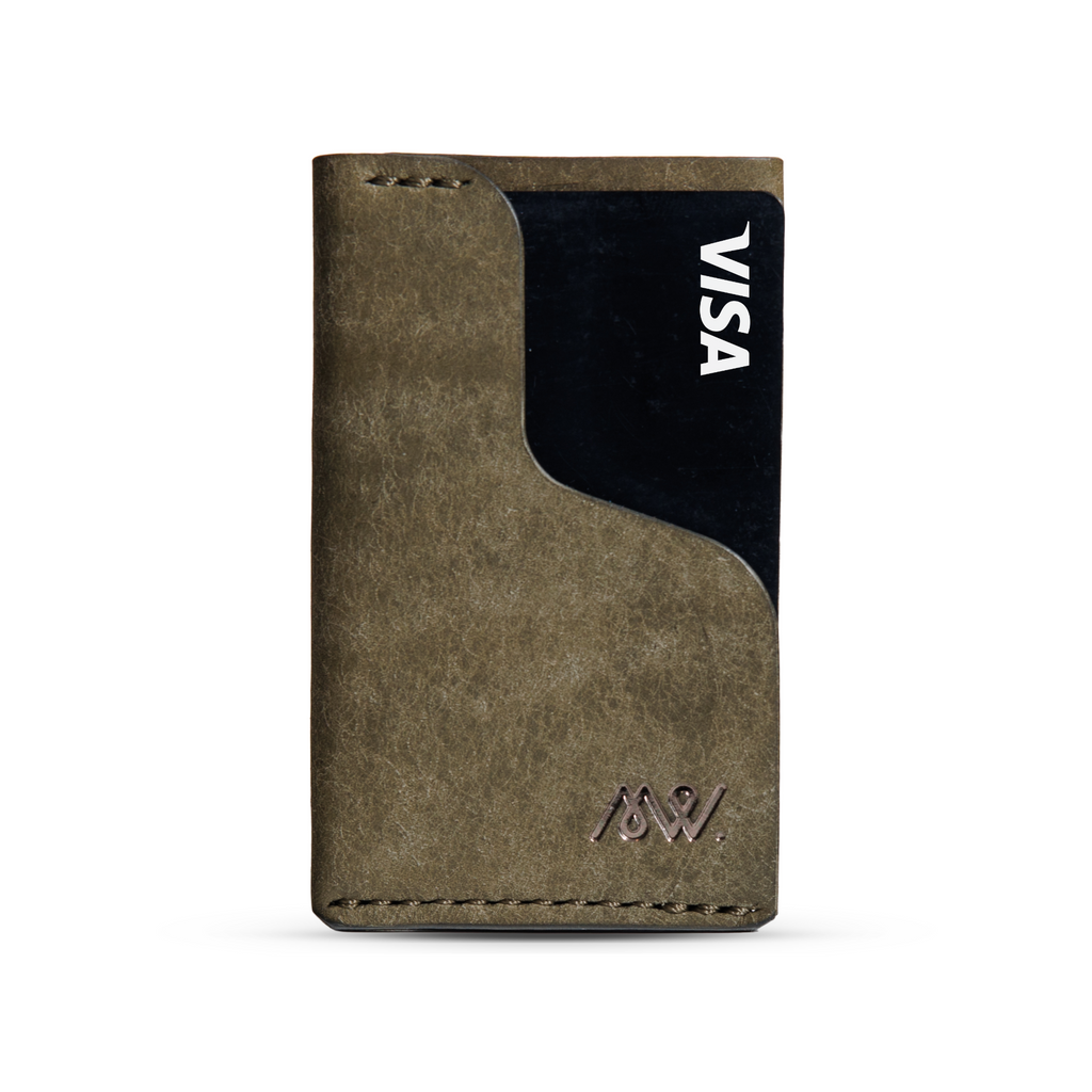 Portofel minimalist Mawani Micro Wrap Stone din piele naturala Pueblo gri, vedere din față, cu carduri 