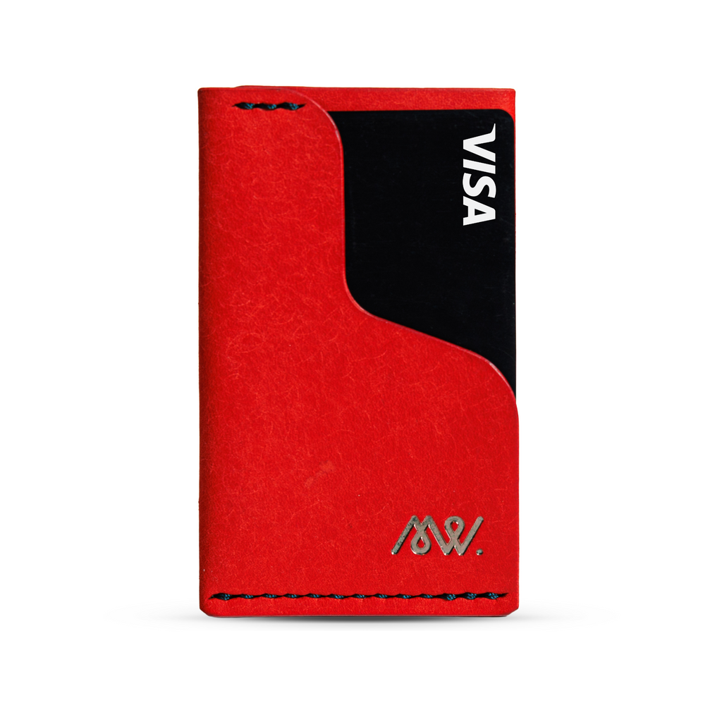 Portofel minimalist Mawani Micro Wrap Velvet din piele naturală Pueblo roșie, vedere din față, cu carduri 